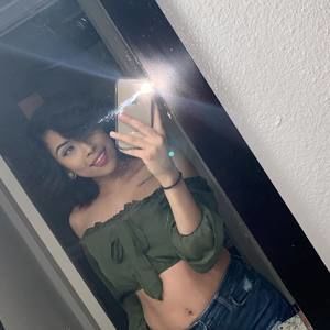 Meet your Posher, Karla